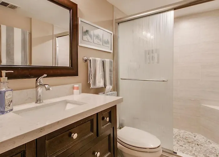 Cozy 2-bdrm In Heart Of Old Town Ferienhaus