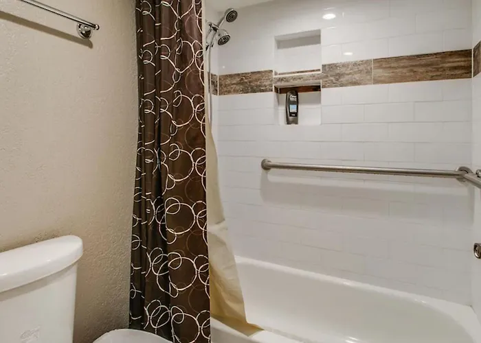 Cozy 2-bdrm In Heart Of Old Town Ferienhaus *