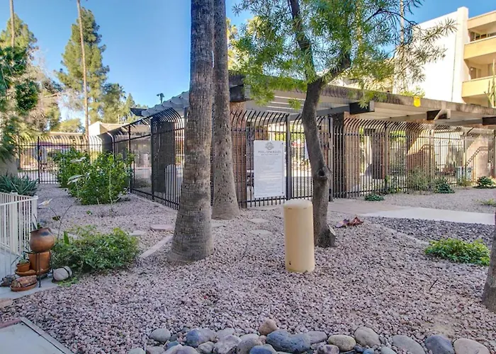 Summer Specials Cozy 2-bdrm In Heart Of Old Town Holiday home *