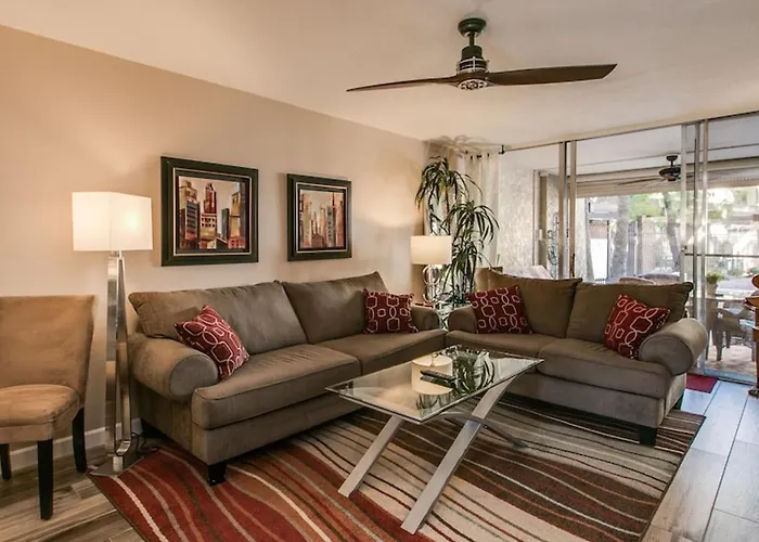 Ferienhaus Cozy 2-bdrm In Heart Of Old Town *