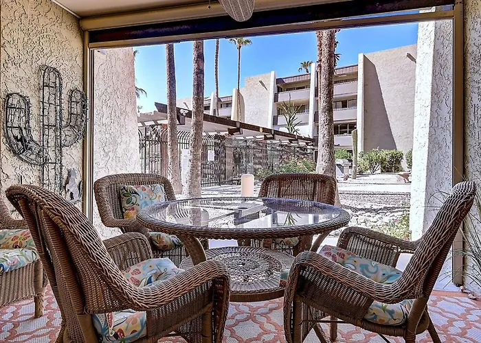 Summer Specials Cozy 2-bdrm In Heart Of Old Town